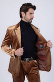 Fluffad Velvet Blazer